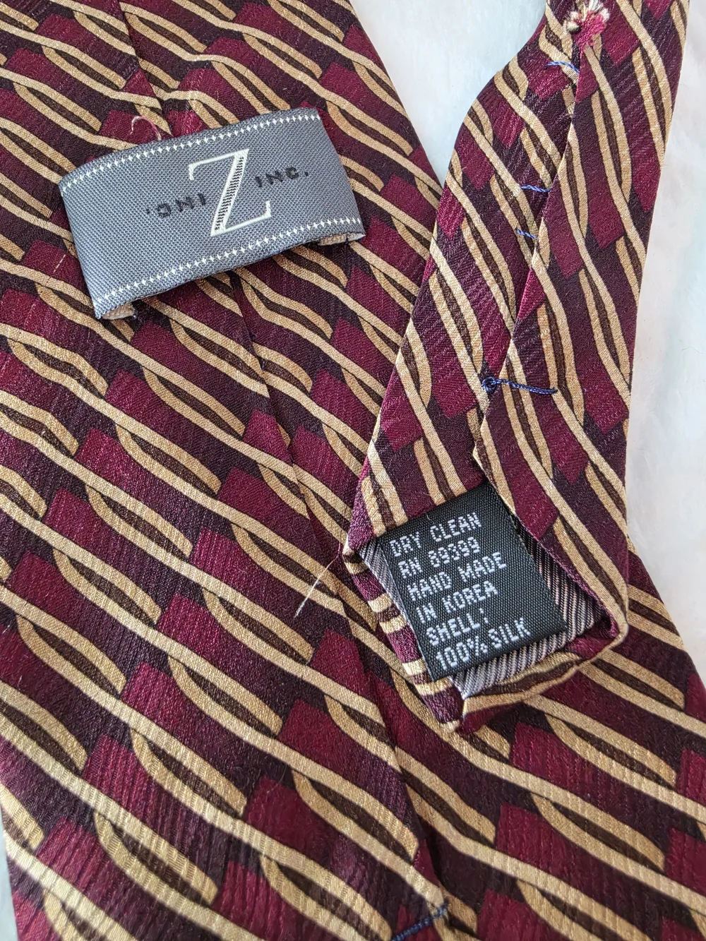 Vintage Z Inc. Men's Silk Necktie Burgundy Gold Geometric Pattern Handmade Tie